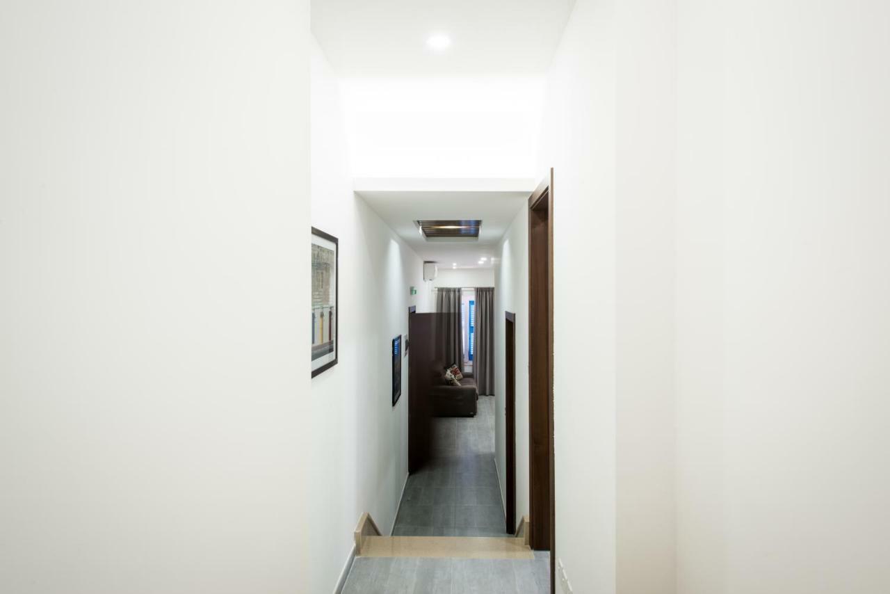 Hacienda Apartments Sliema Exterior photo